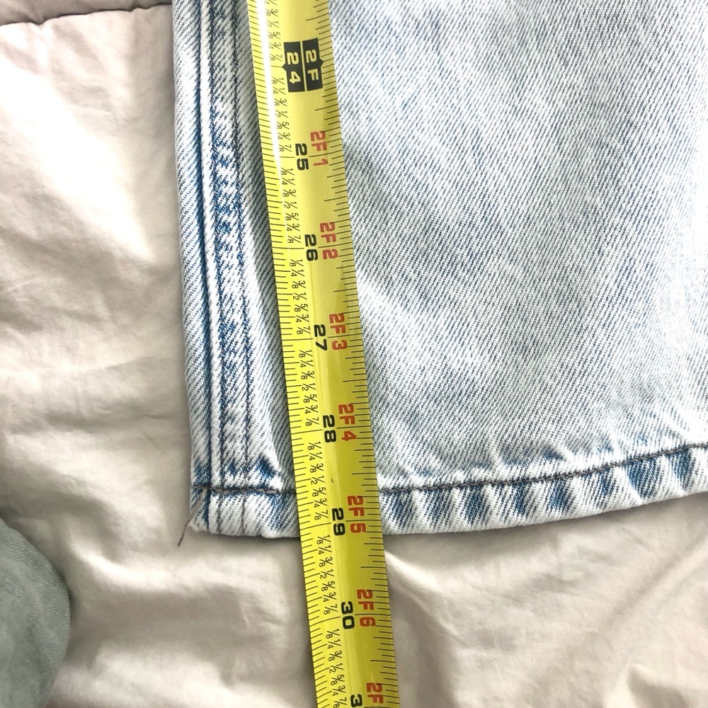 Zenana Outfitters Light Wash Wide Leg Jeans - Picture 7 of 9